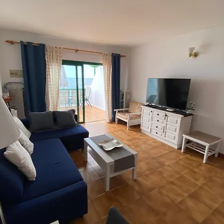 Bella Vista 2 * Tías